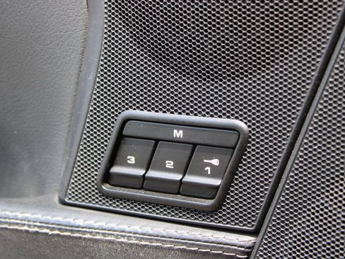 Used 2005 Porsche Boxster S RWD image 12