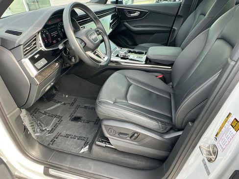 Used 2025 Audi Q7 2.0T Premium w/ Convenience Package image 9