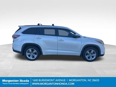 Used 2015 Toyota Highlander Limited Platinum AWD/4WD image 10