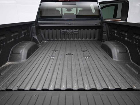 New 2025 GMC Sierra 3500 Denali Ultimate image 13