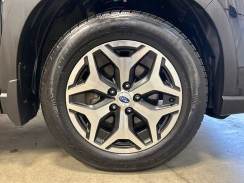 Used 2023 Subaru Forester Premium AWD/4WD image 11