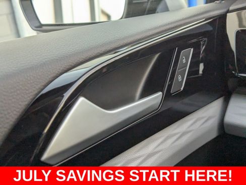 Used 2022 Volkswagen Taos S AWD/4WD image 33