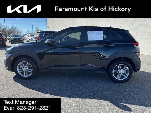 Used 2023 Hyundai Kona SE w/ Cargo Package image 4