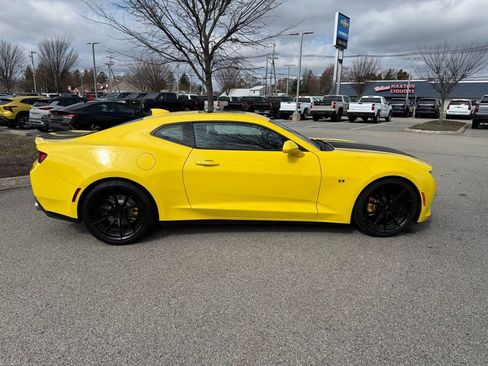 Used 2018 Chevrolet Camaro LT w/ RS Package image 6