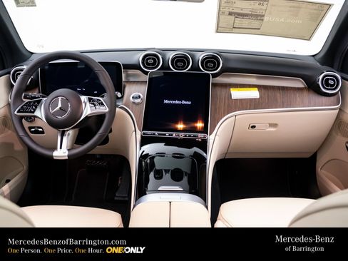 New 2026 Mercedes-Benz GLC 300 4MATIC image 11