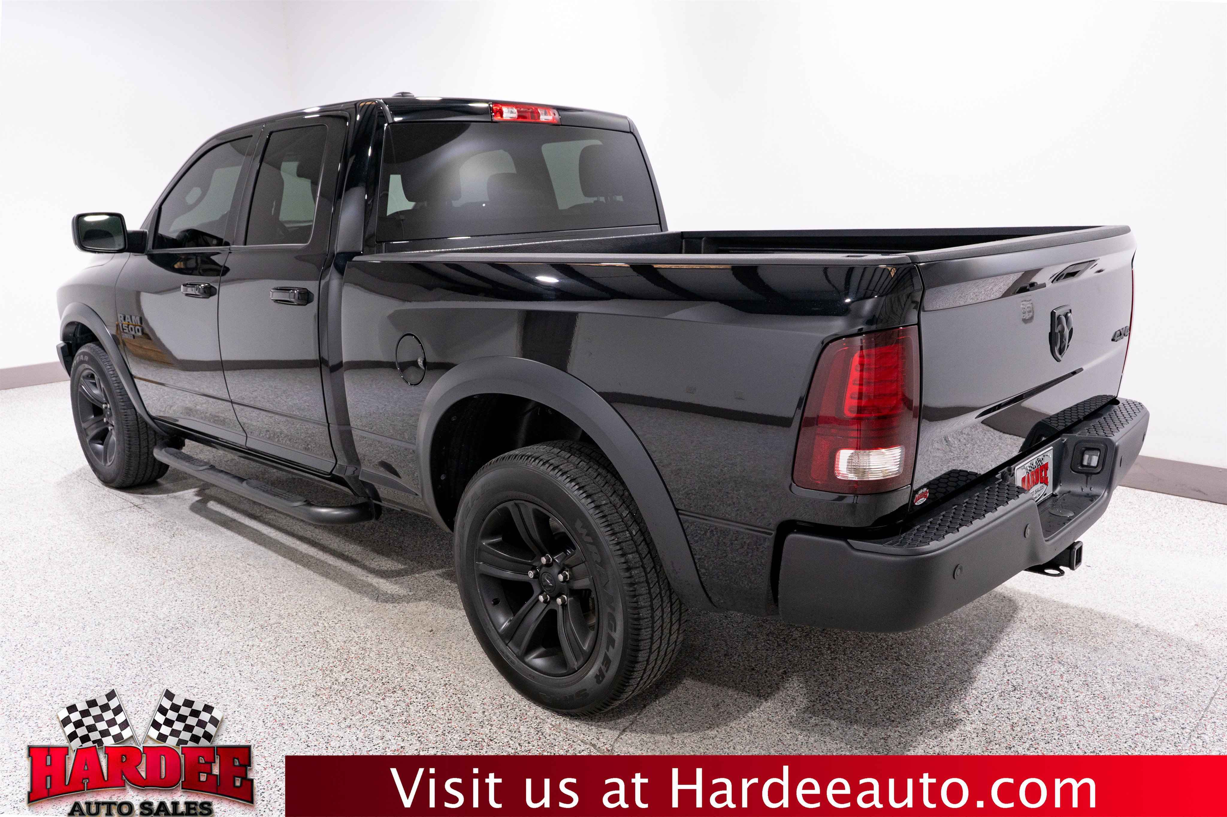 Used 2022 RAM 1500 Warlock AWD/4WD image 3