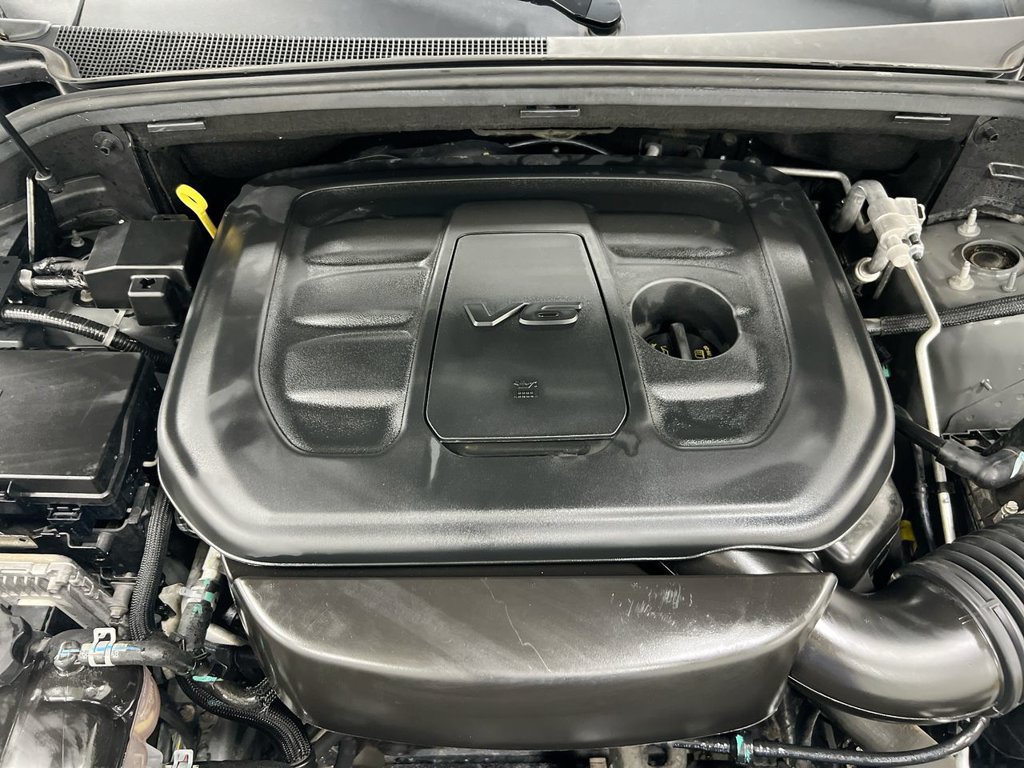 Used 2020 Jeep Grand Cherokee Altitude AWD/4WD image 25