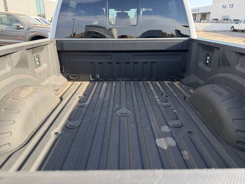 Used 2026 Ford F350 Platinum w/ Tremor Off-Road Package AWD/4WD image 29