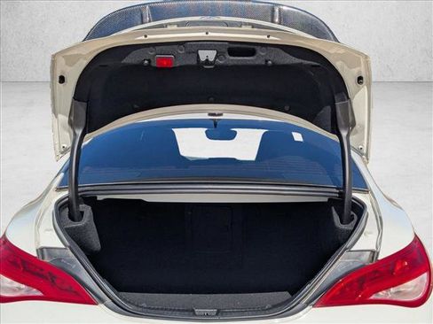 Used 2015 Mercedes-Benz CLA 250 4MATIC image 6
