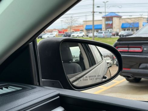 Used 2014 Toyota Corolla L image 35