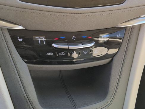 Certified 2023 Cadillac XT5 Premium Luxury w/ LPO, Floor Liner Package image 29