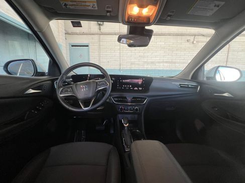 Used 2025 Buick Encore GX Preferred image 33