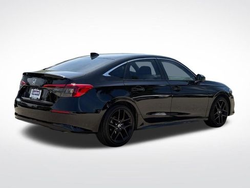 Used 2022 Honda Civic LX image 3