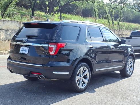 Certified 2019 Ford Explorer Limited w/ Class III Trailer Tow Package AWD/4WD image 8