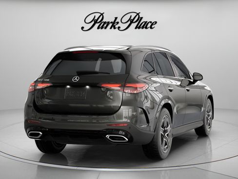 Used 2026 Mercedes-Benz GLC 300 image 19