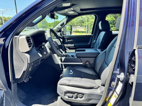 New 2026 Toyota Tundra Platinum AWD/4WD image 8