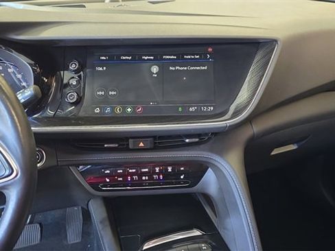 Used 2022 Buick Envision Essence w/ Safety Package image 21