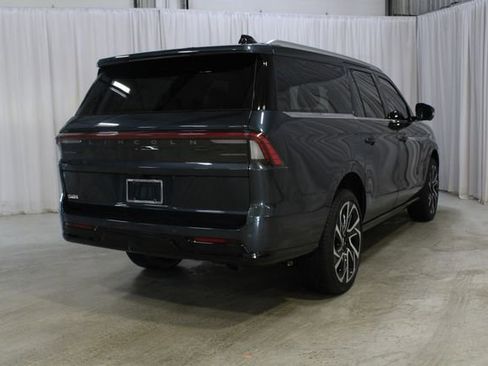 New 2026 Lincoln Navigator L Reserve image 53
