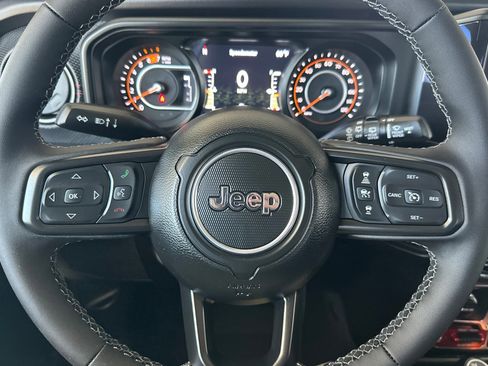 New 2025 Jeep Wrangler Rubicon image 23