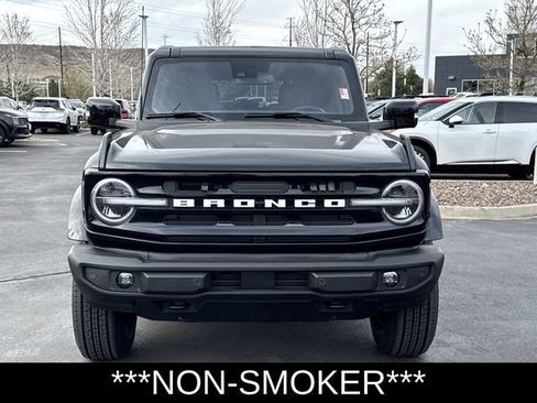 Used 2022 Ford Bronco Outer Banks AWD/4WD image 8