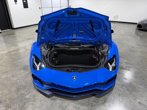 Used 2018 Lamborghini Aventador S AWD/4WD image 99