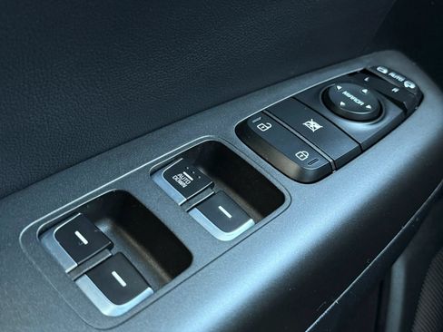 Used 2020 Kia Sportage S w/ S FWD Sunroof Package image 24