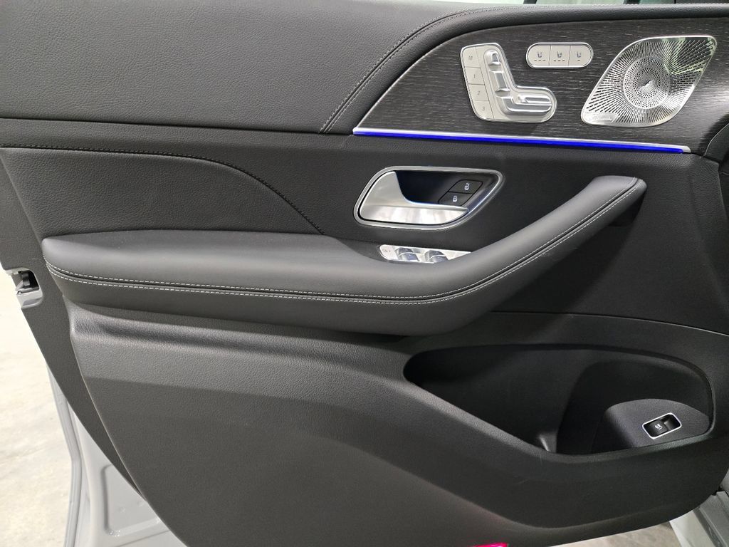 New 2026 Mercedes-Benz GLE 53 AMG 4MATIC image 21