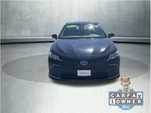 Used 2023 Toyota Camry LE image 2