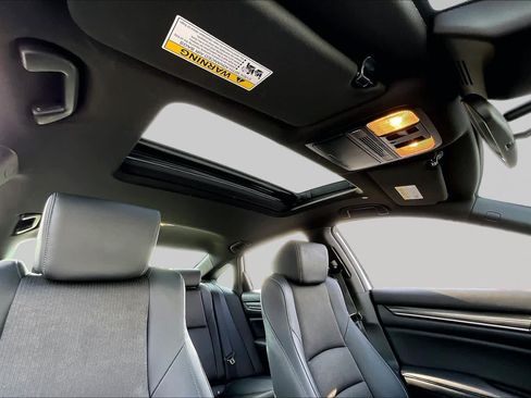 Used 2022 Honda Accord Sport image 14