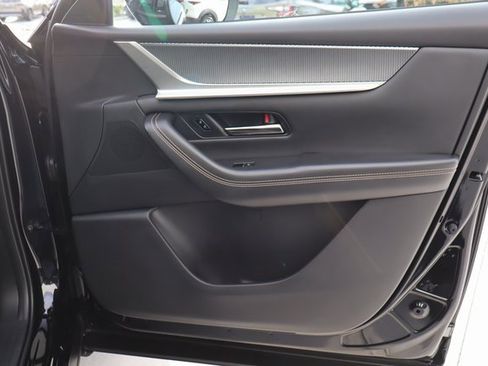 Certified 2025 MAZDA CX-90 Plug-In Hybrid w/ Preferred image 31