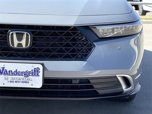 New 2026 Honda Accord Touring image 8