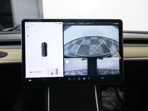 Used 2018 Tesla Model 3 Long Range image 33