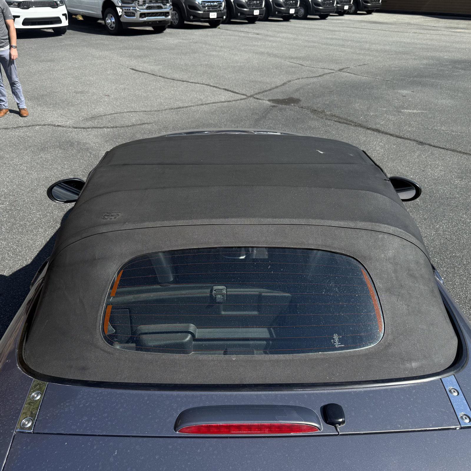 Used 2006 MAZDA MX-5 Miata Touring RWD image 12