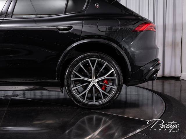 Used 2023 Maserati Grecale Trofeo AWD/4WD image 8