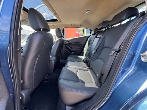 Used 2017 MAZDA MAZDA3 Grand Touring FWD image 13