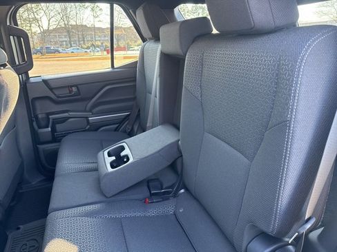 Used 2025 Toyota 4Runner SR5 image 25