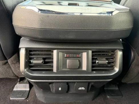 Used 2021 Ford F150 Lariat w/ Equipment Group 502A High AWD/4WD image 12