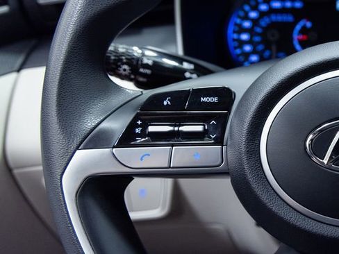 Used 2022 Hyundai Tucson SE image 14