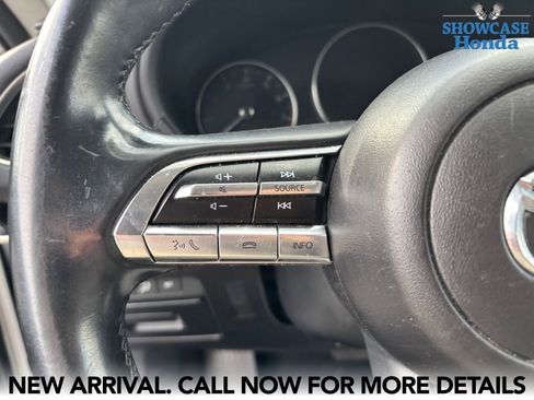 Used 2022 MAZDA MAZDA3 s image 13