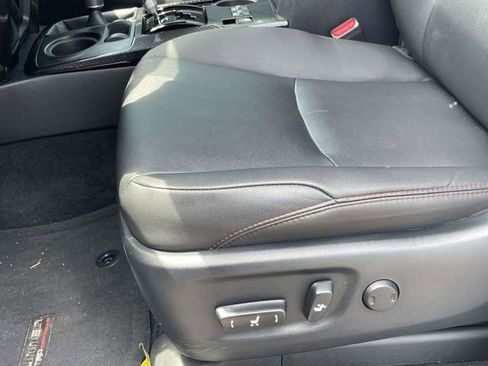 Used 2024 Toyota 4Runner TRD Off-Road Premium w/ Moonroof Package AWD/4WD image 7