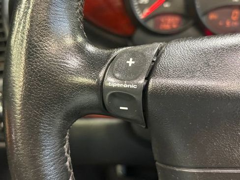 Used 1999 Porsche Boxster image 24