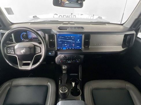 Used 2023 Ford Bronco Outer Banks AWD/4WD image 9