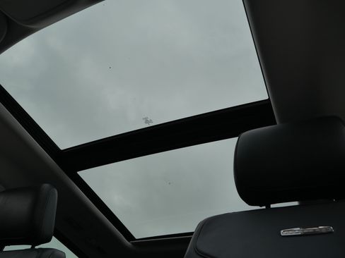 Certified 2025 Ford Expedition Max Platinum image 5