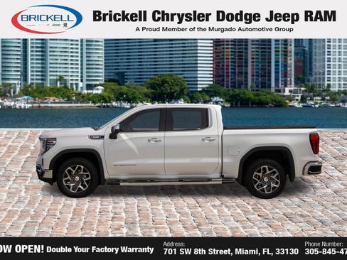 Used 2023 GMC Sierra 1500 SLT w/ SLT Premium Plus Package AWD/4WD image 9