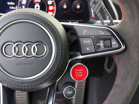 Used 2023 Audi R8 V10 GT image 31