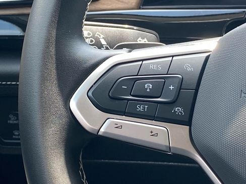Certified 2026 Volkswagen Atlas SE w/ Panoramic Sunroof Package AWD/4WD image 7