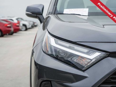 Used 2024 Toyota RAV4 XLE FWD image 4