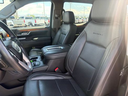 Used 2022 GMC Sierra 1500 Denali AWD/4WD image 12
