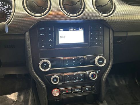 Used 2021 Ford Mustang GT RWD image 13