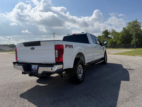Used 2022 Ford F250 XLT w/ XLT Premium Package AWD/4WD image 3